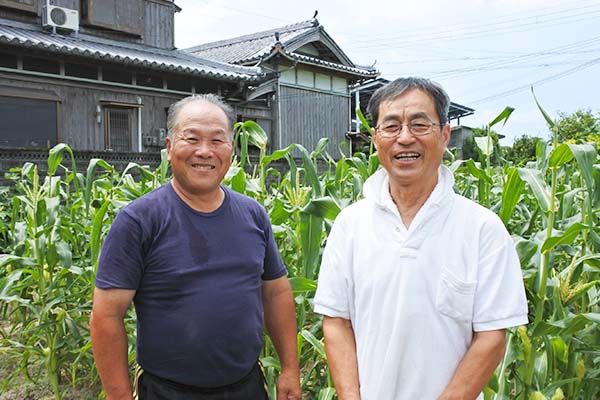 淡路ベジタブルクラブ 宮崎さん(左)・竹内さん(右)