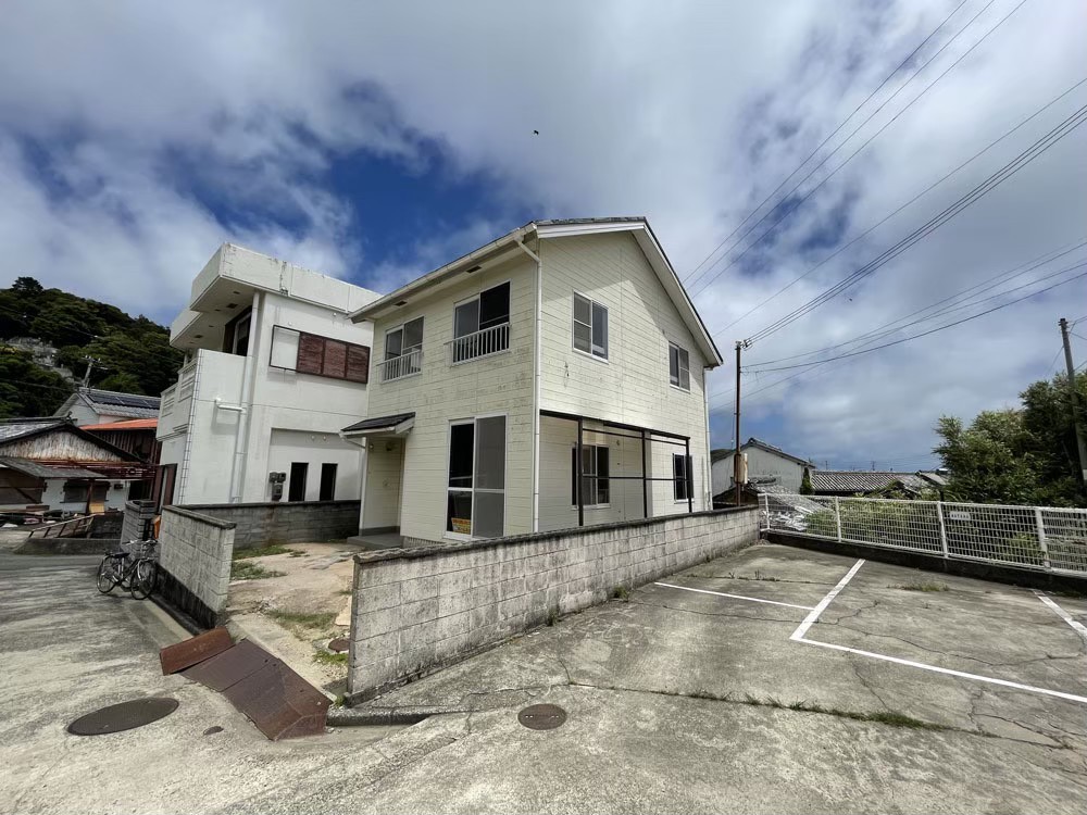 house for sale in Sumoto, Hyogo | ¥5,000,000 | 4LDK | Akiyama house f…